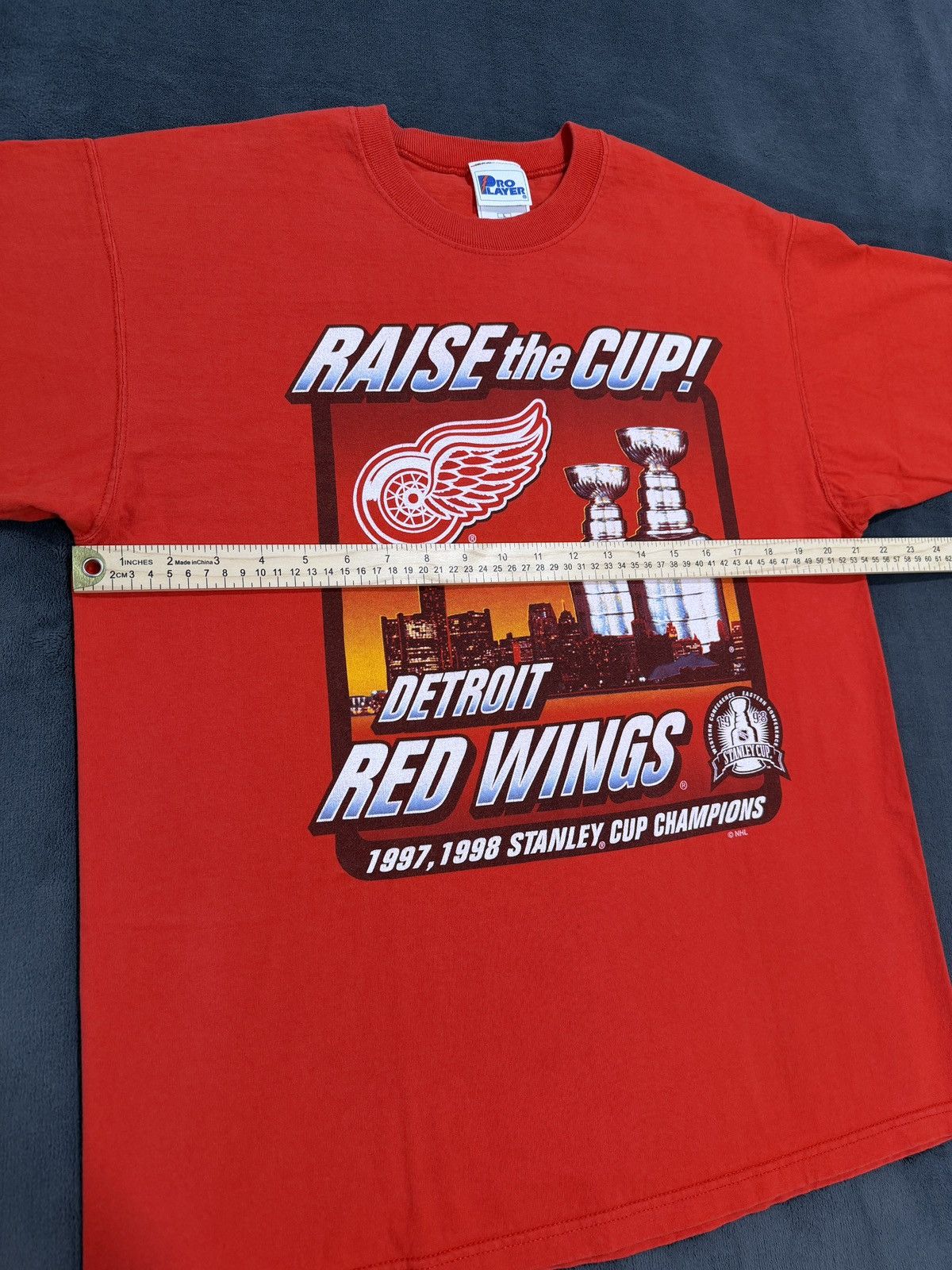 Pro Player Vintage NHL Detroit Red Wings 1997-1998 Stanley Cup Champion Size US L / EU 52-54 / 3 - 6 Thumbnail