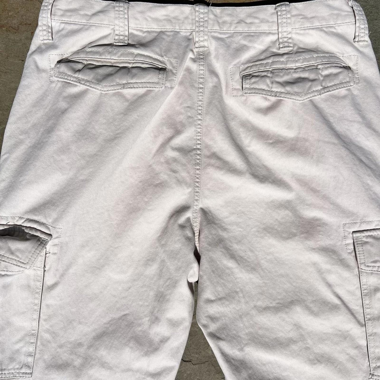 Old Navy Y2K Cream Loose Fit Utility Cargo Pants Size US 36 / EU 52 - 5 Thumbnail