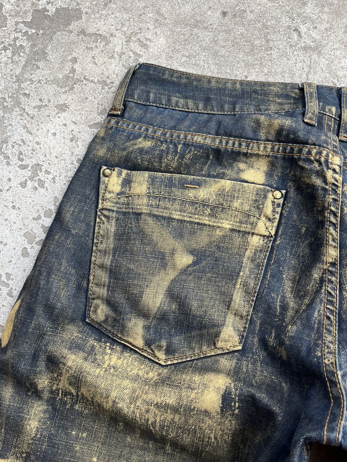 Japanese Brand Dirty Painted Distressed Thrashed Faded Baggy Jeans Y2K Pant Size US 34 / EU 50 - 13 Thumbnail