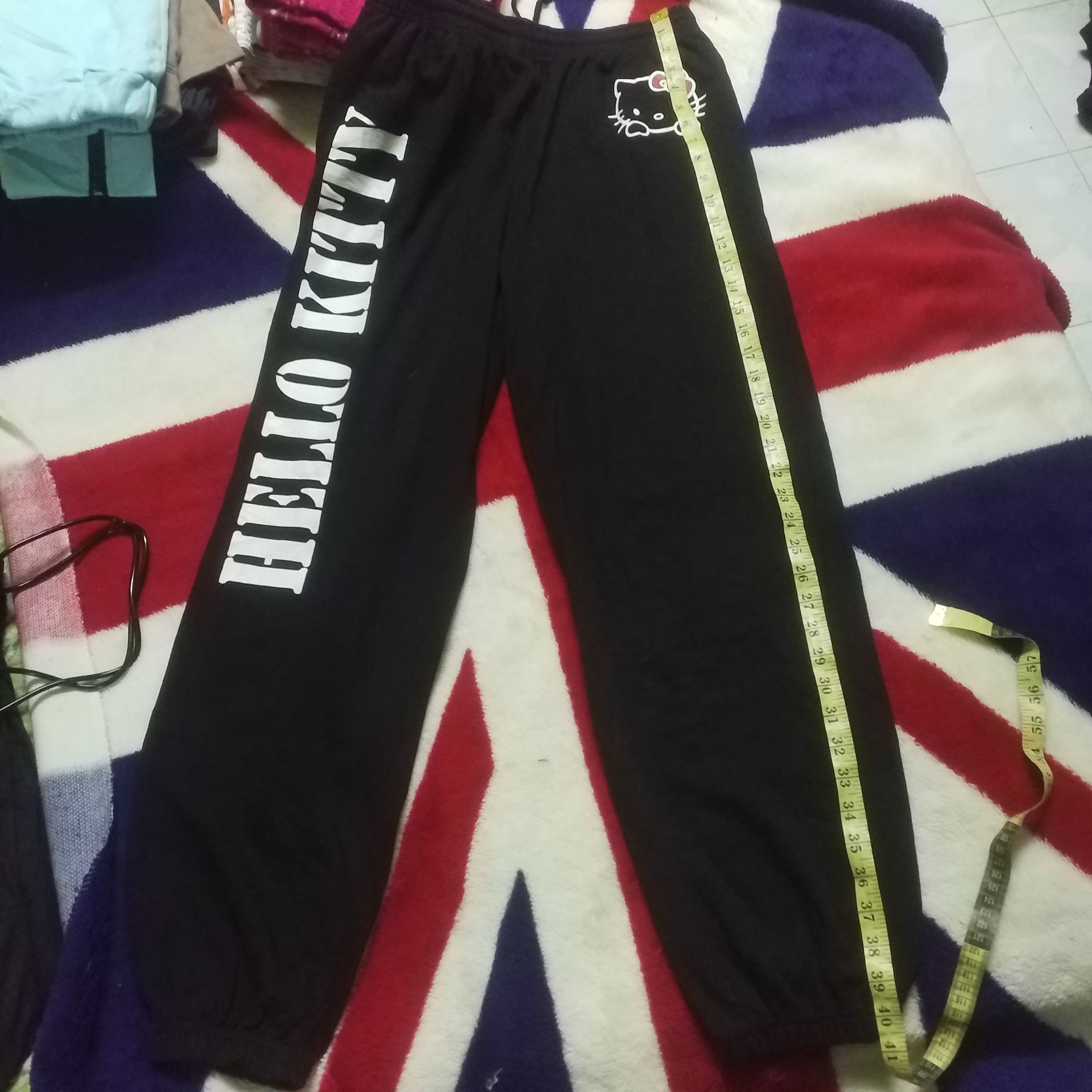Japanese Brand HELLO KITTY Size 38" / US 16 / IT 52 - 1 Thumbnail