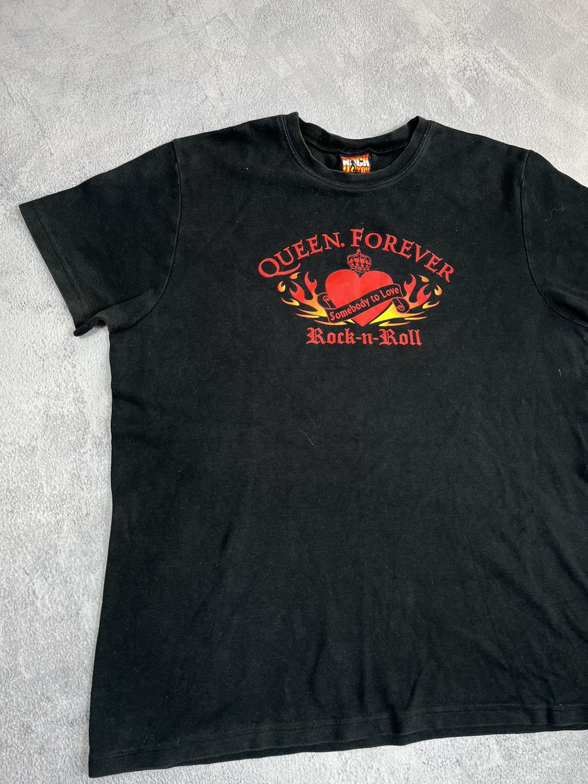 Other Vintage Queen MADE IN USA faded tee Big Logo sizeXL Size US XL / EU 56 / 4 - 2 Thumbnail
