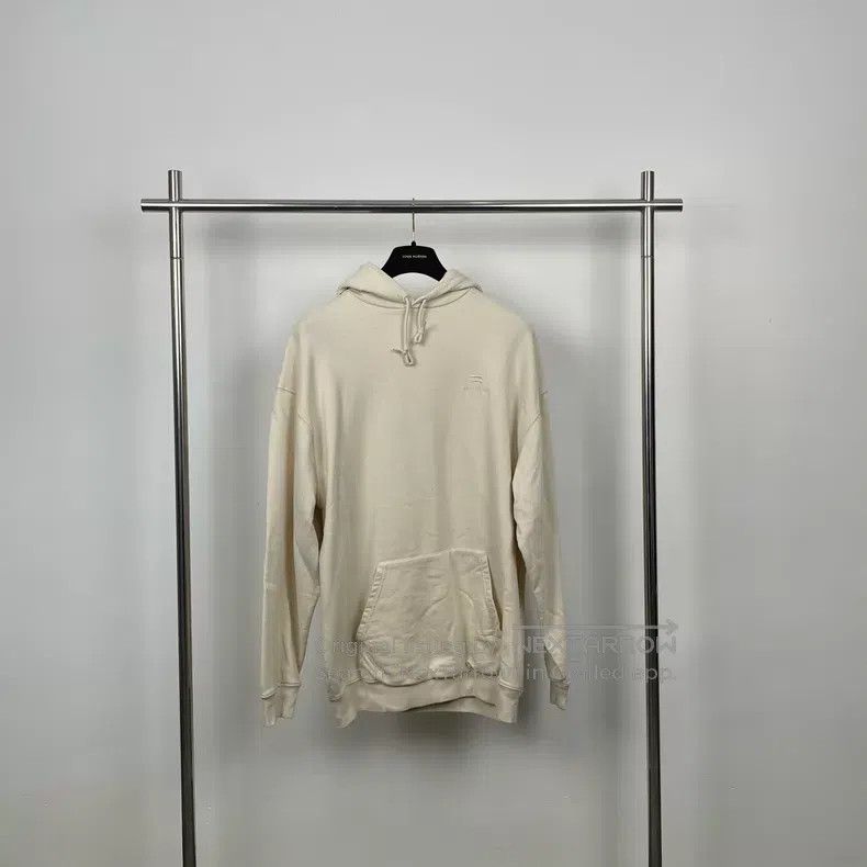 Balenciaga Balenciaga Rotating logo off-white hoodie Size US XS / EU 42 / 0 - 1 Thumbnail