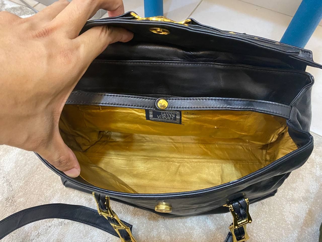 Versace GIANNI VERSACE Sunburst Chain Shoulder Bag Leather Black Size ONE SIZE - 7 Thumbnail