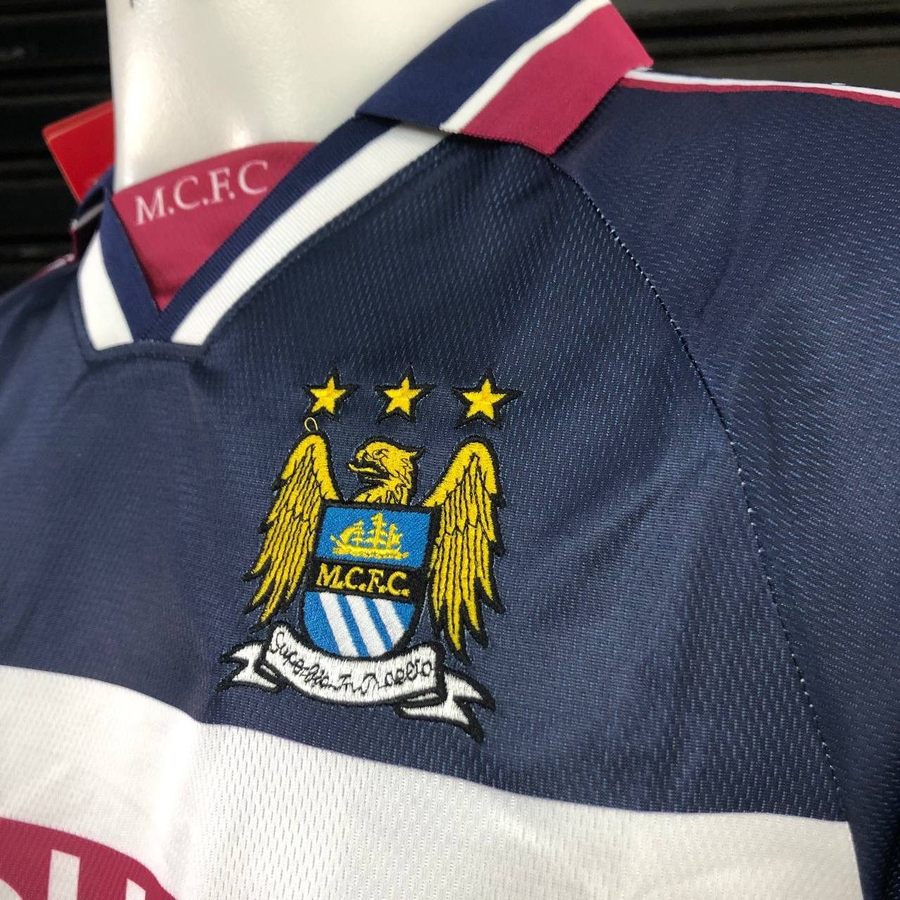Vintage Vintage Jersey Manchester City 1997-1998 Away Kit Size US XL / EU 56 / 4 - 2 Thumbnail