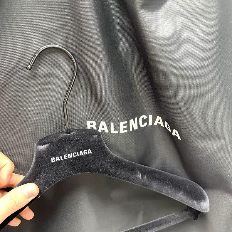 Balenciaga Balenciaga Double-Sided Red Flannel Plaid Form-Fitting Shi Size US XS / EU 42 / 0 - 8 Thumbnail