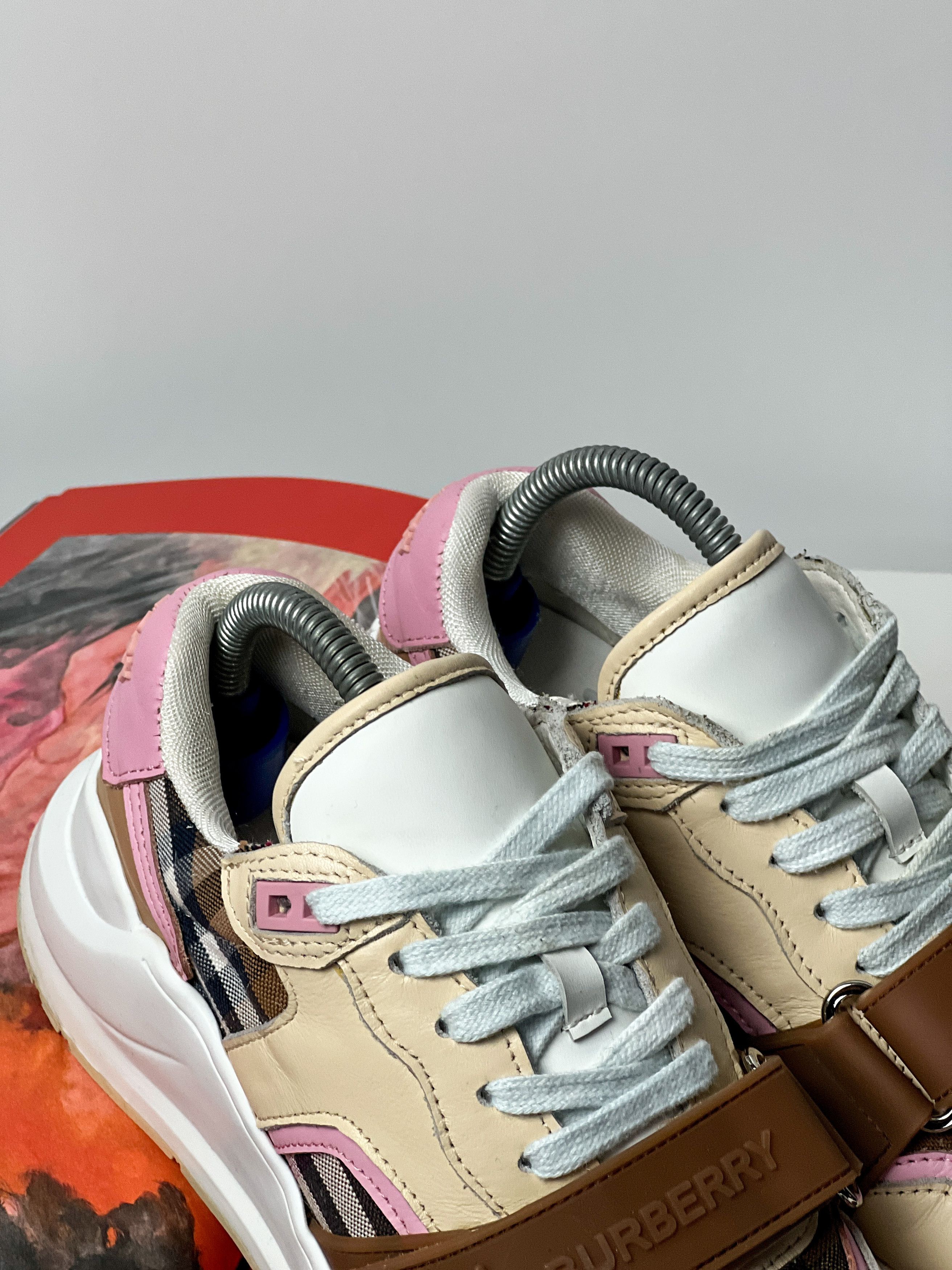 Burberry Burberry Ramsey Vintage Check Size US 7 / IT 37 - 4 Thumbnail