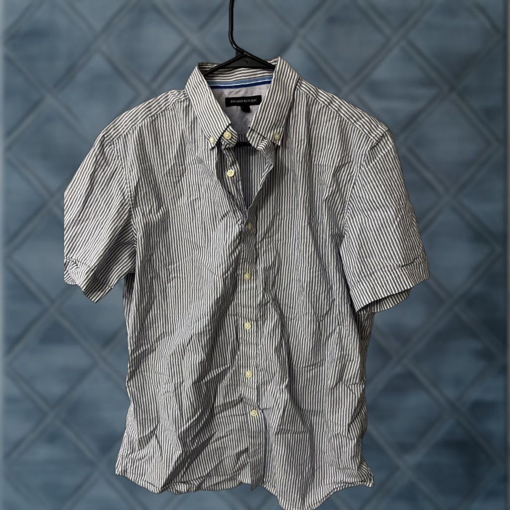 Banana Republic VINTAGE Banana Republic Men's Shirt Short Sleeve Button Up Stretch Blue Striped Collared Top M Size US M / EU 48-50 / 2 - 1 Thumbnail