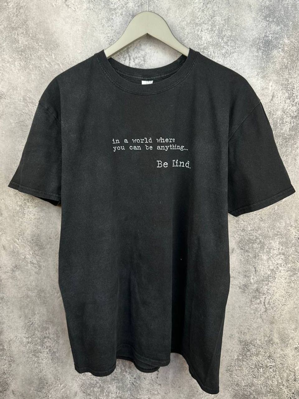 Vintage In a World Where You Can Be Anything.. Be Kind T-Shirt Size US XL / EU 56 / 4 - 1 Thumbnail