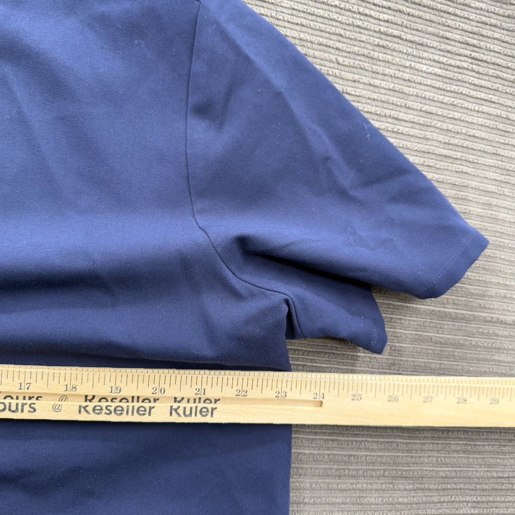 Vintage FIGS Scrub Top Women 2XL Blue Polyester Nursing Hospital Medical Comfort Shirt Adult Womens Medical Scrub Top Blue 2XL FIGS Size XXL / US 16-18 / IT 52-54 - 4 Thumbnail