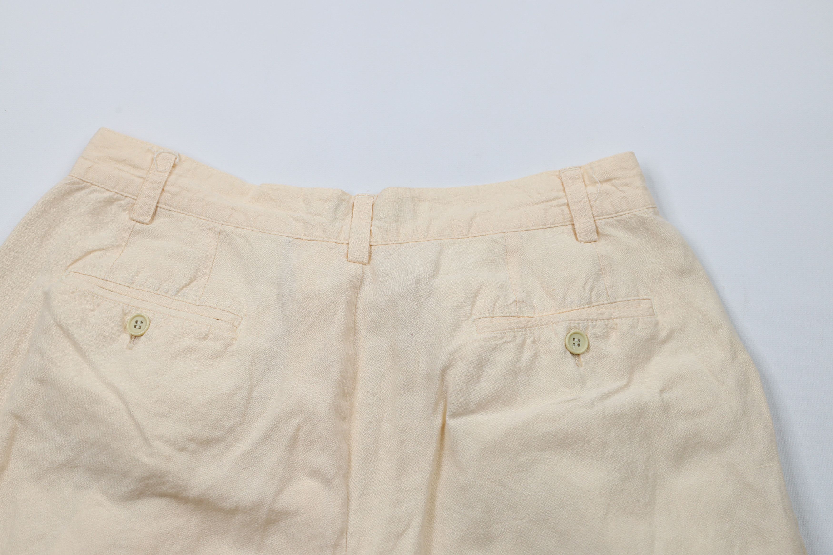 Vintage Vintage 90s Streetwear Pleated Above Knee Shorts Pale Yellow Size US 32 / EU 48 - 8 Thumbnail