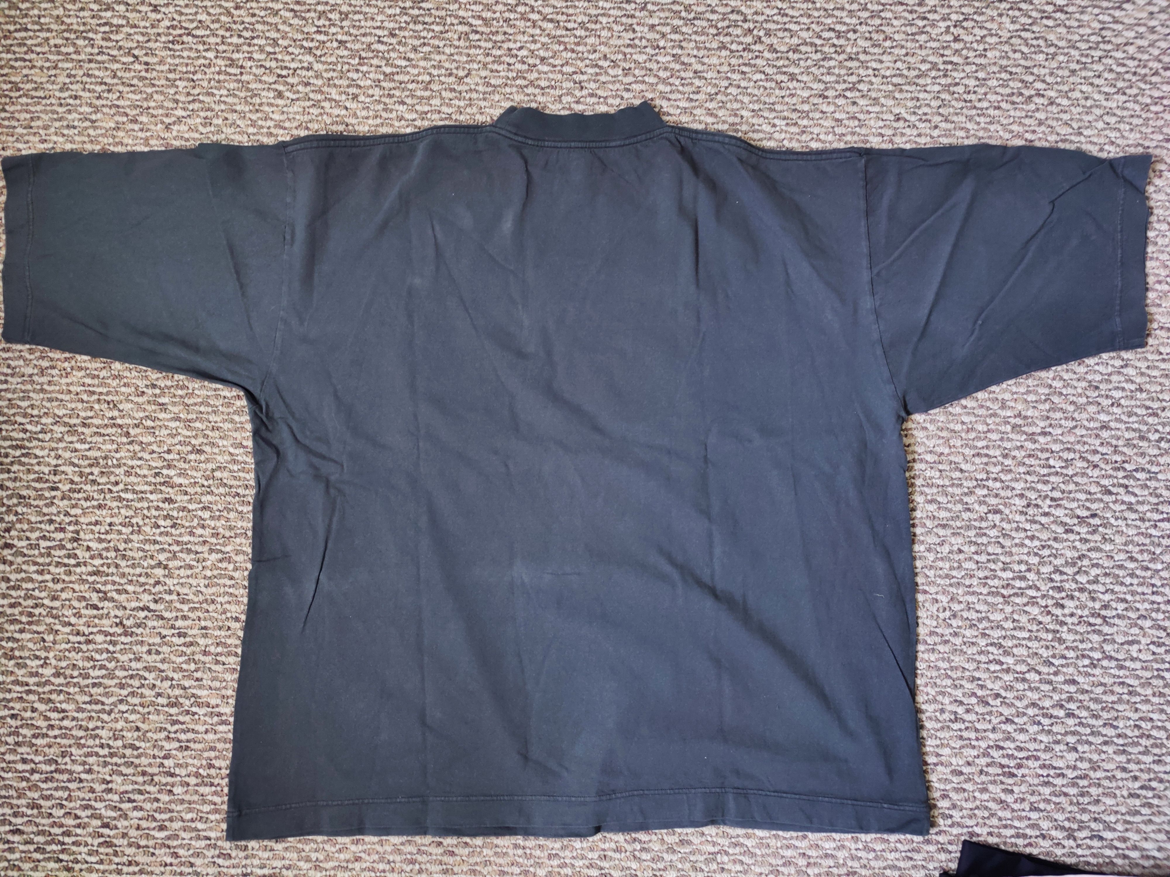 Gap × Yeezy Yeezy gap small logo tshirt Size US L / EU 52-54 / 3 - 4 Thumbnail