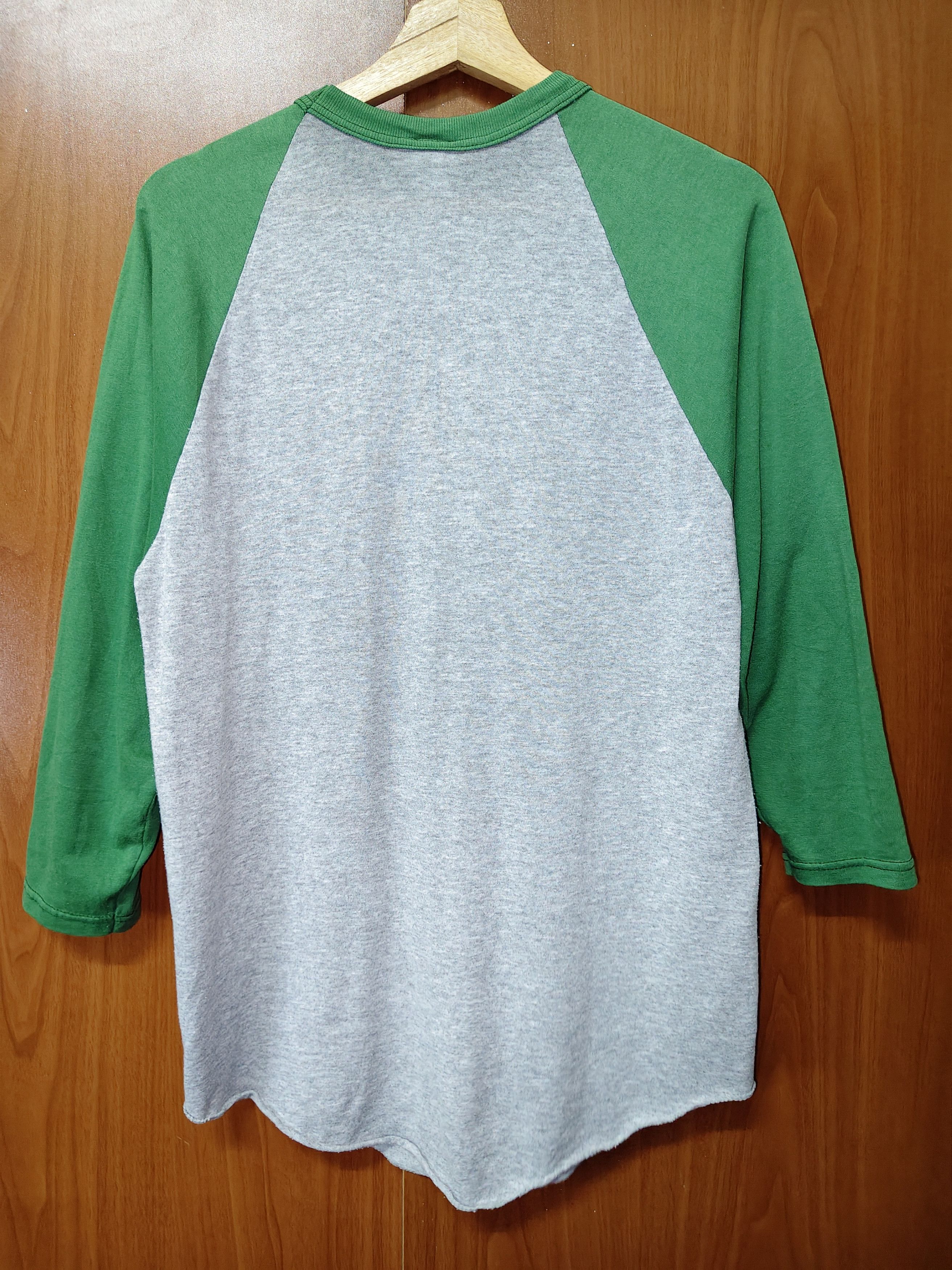 Other Vintage Y2K XLarge Raglan Tshirt Made in USA Size US M / EU 48-50 / 2 - 2 Thumbnail