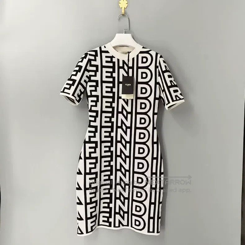 Other Fendi Letter Logo Full Print Knit Dress Size XS / US 0-2 / IT 36-38 - 1 Thumbnail