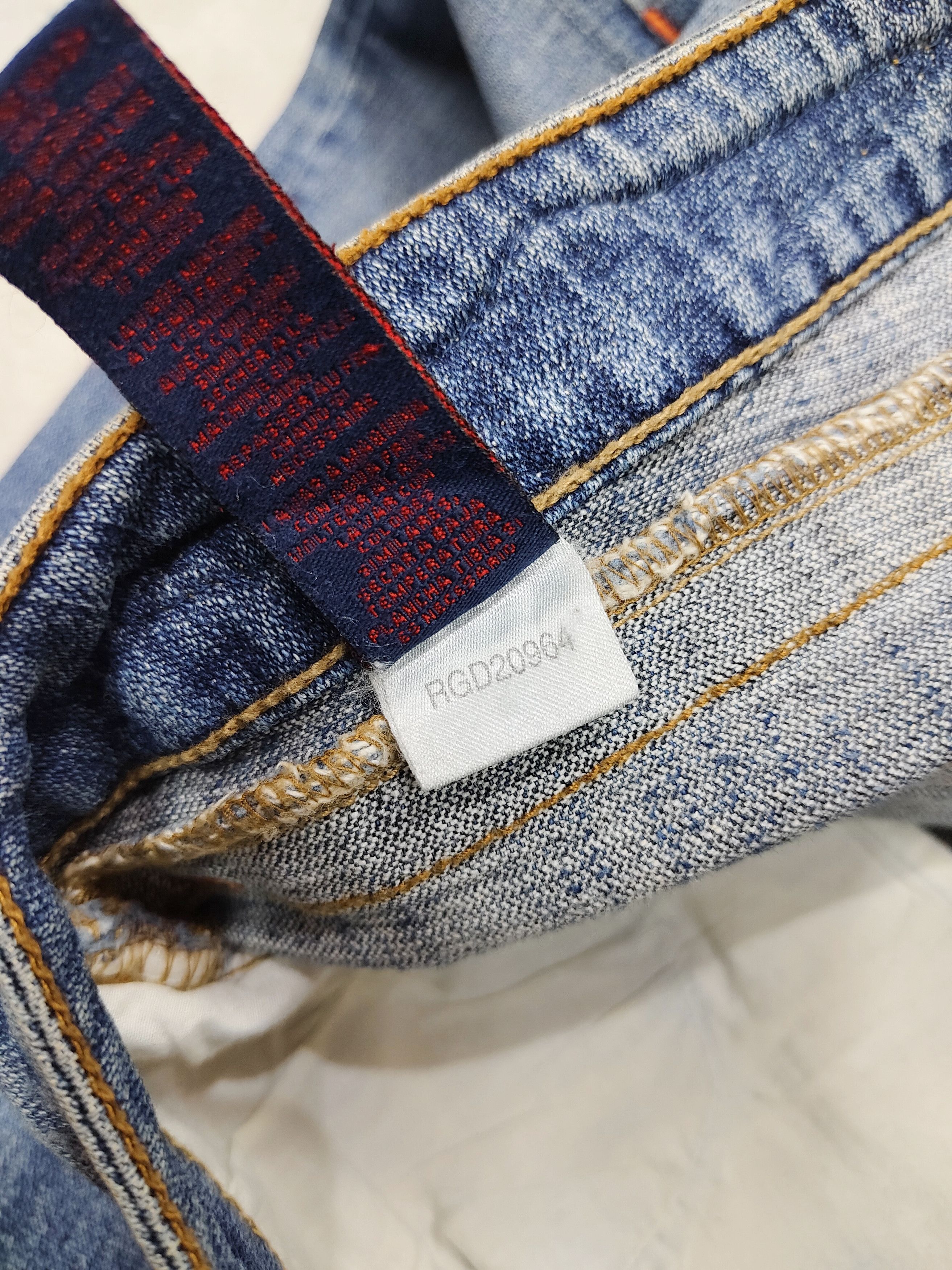 Bcbgmaxazria BCBG Maxazria❤️‍🔥Y2K Parisian Chic Distressed Flare Jeans Size 30" / US 8 / IT 44 - 8 Thumbnail