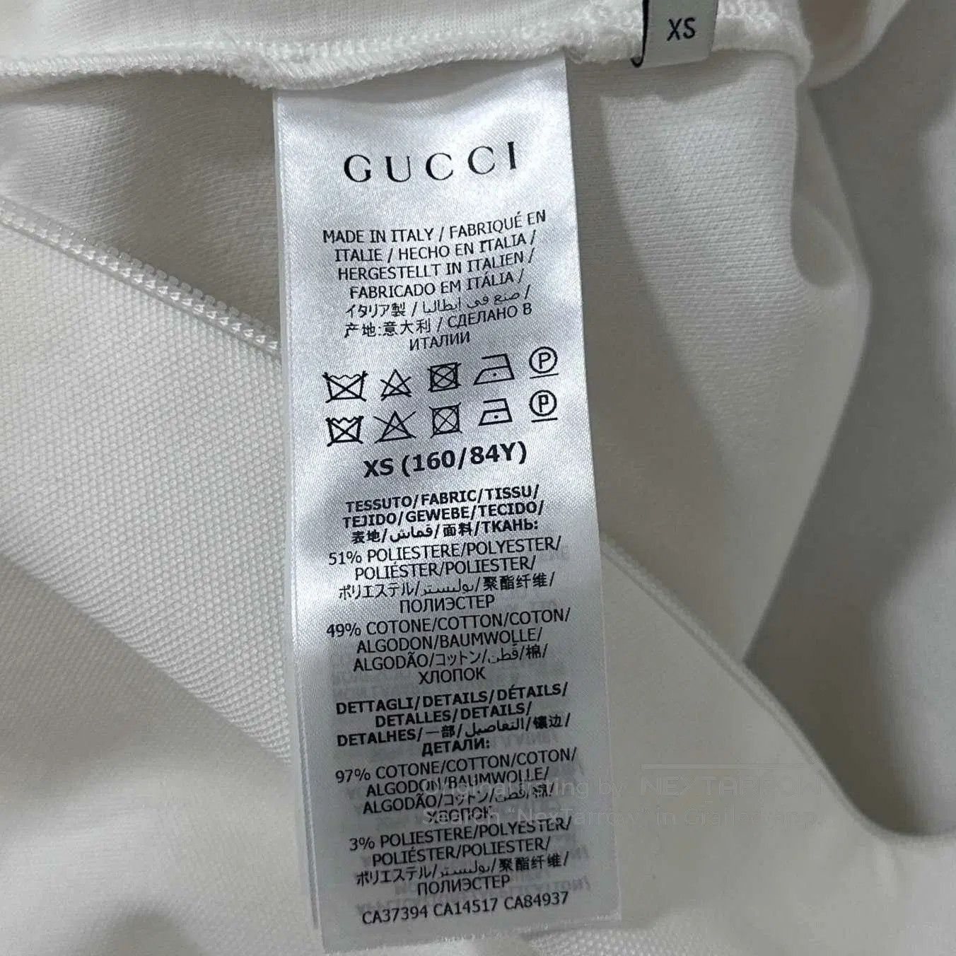 cherry embroidery zip.