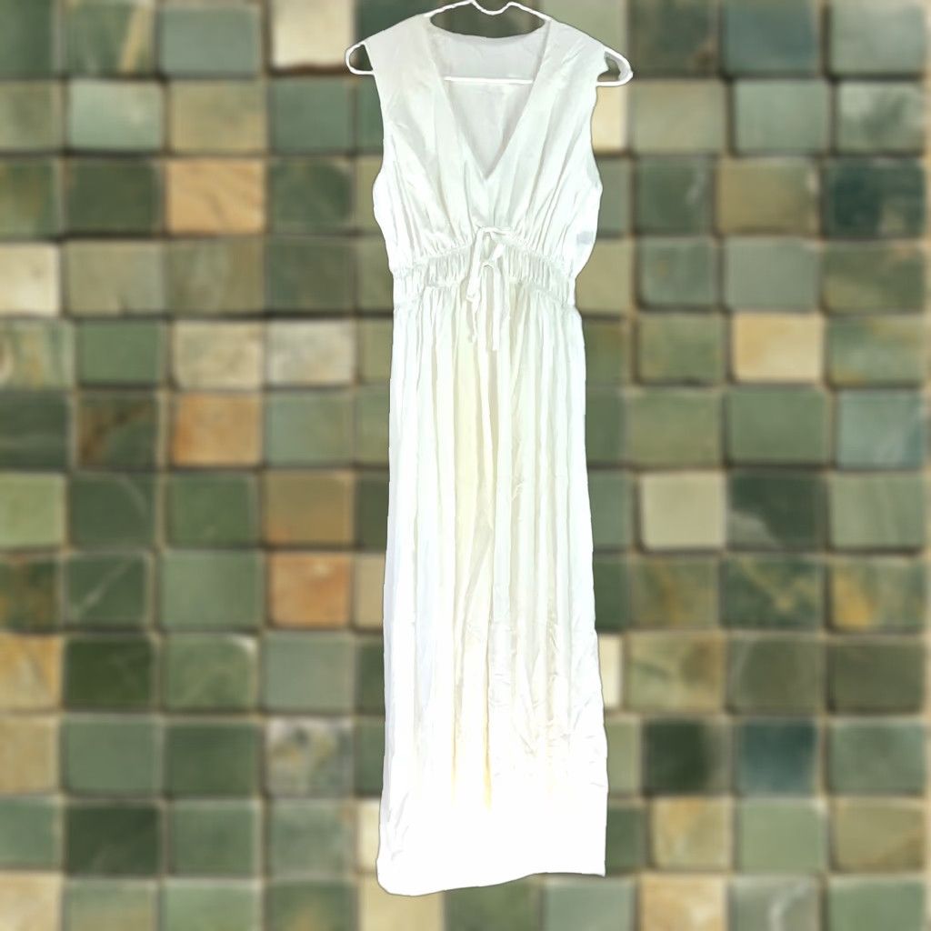 VINTAGE Miss Elaine Union Made Goddess White Nylon Sheer Slip Nightgown Large