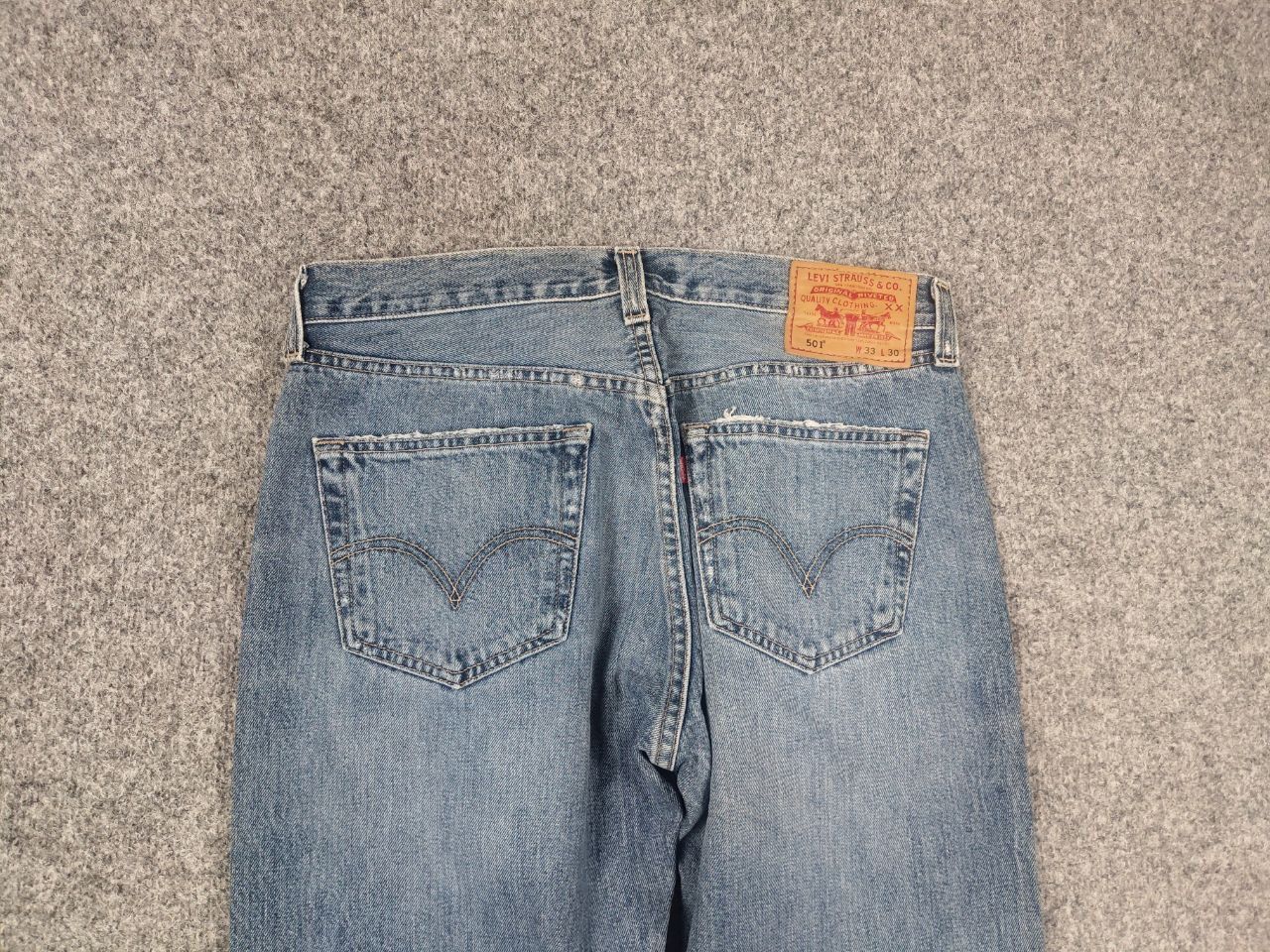 Levi's Vintage Levis 501 Straight Leg Distressed Faded Denim Jeans Size US 33 - 10 Thumbnail
