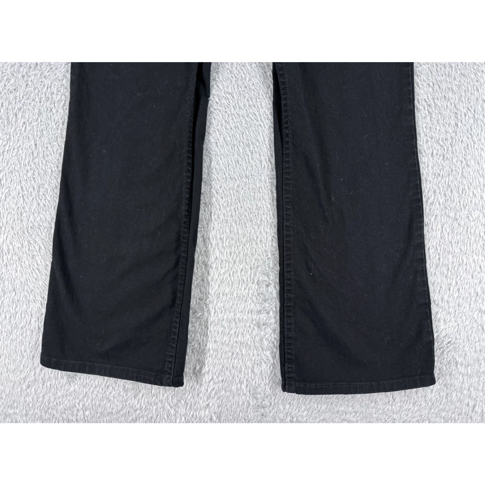 Levi's VINTAGE Levis Jeans Womens 8 Black Denim Bootcut Mid Rise 28x28 Cotton 28 in Inseam 5-Pocket Design Mens? Size 30" / US 8 / IT 44 - 2 Thumbnail
