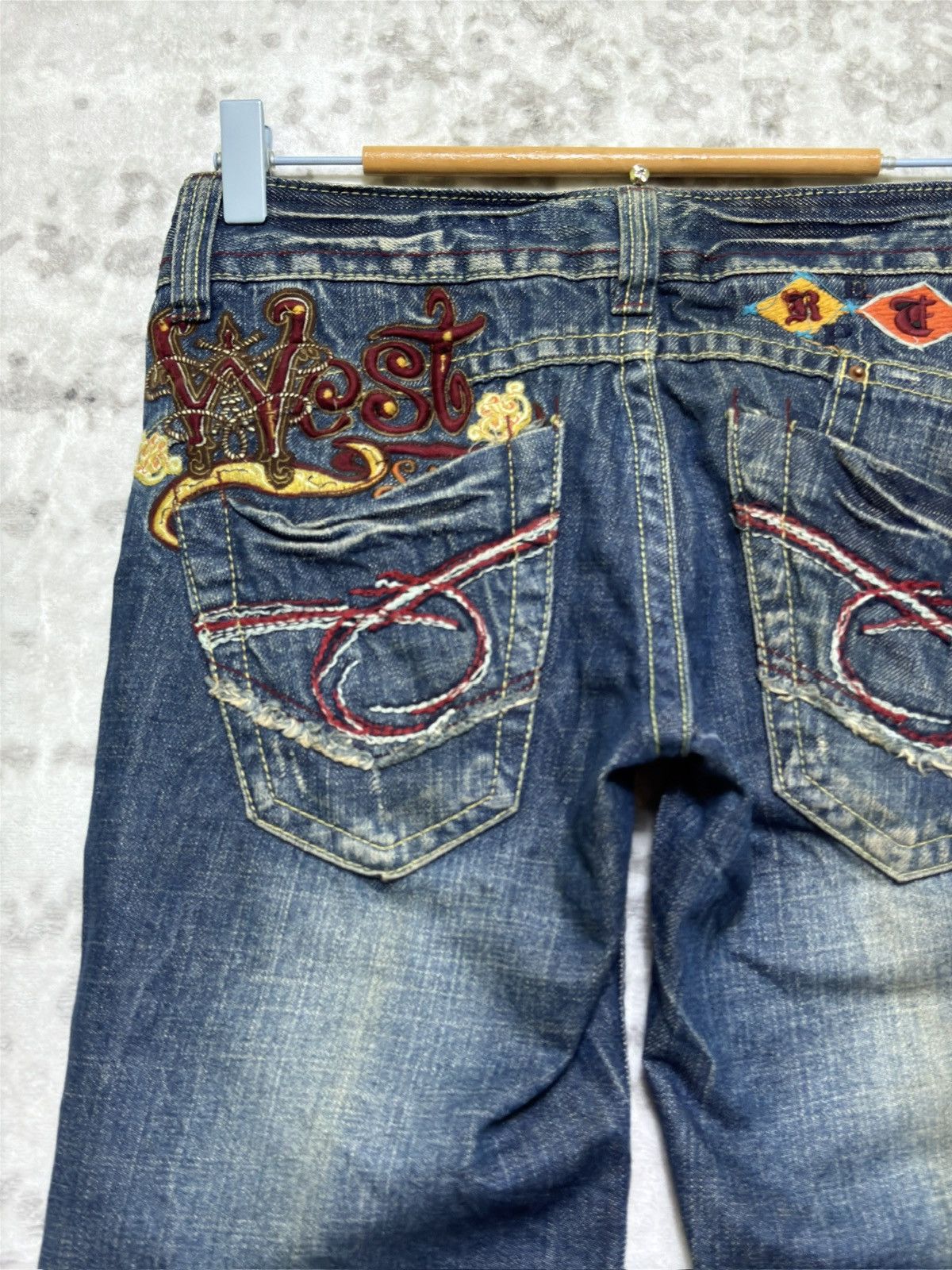 Ed Hardy Y2K Red Pepper Embroidery Mud Wash Finish Flared Jeans Size US 28 / EU 44 - 9 Thumbnail