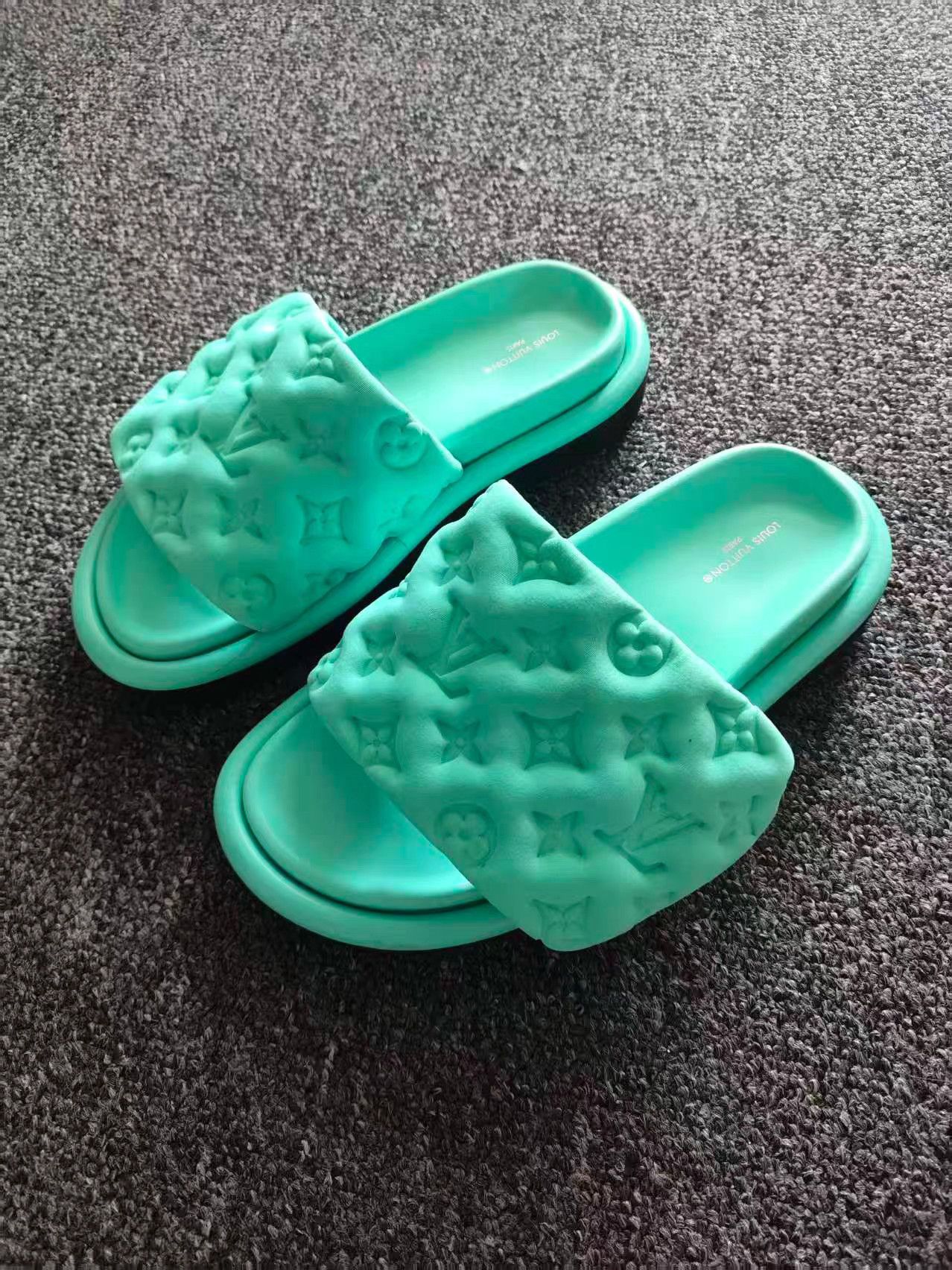Louis Vuitton LOUIS VUITTON Debossed Pattern Slip-On Slide Sandals K13 Size US 7 / IT 37 - 1 Thumbnail