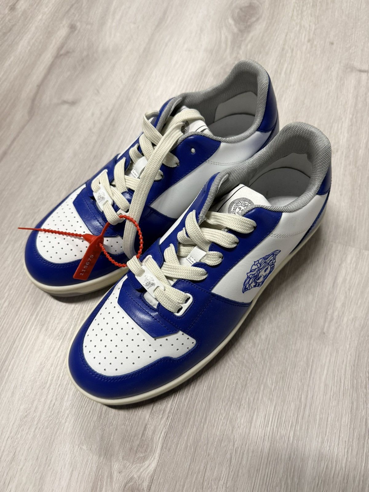 Versace Versace Medusa Sneakers Size US 8 / EU 41 - 1 Thumbnail