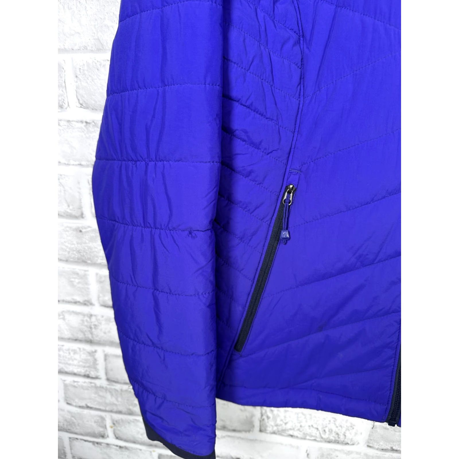 Eddie Bauer Eddie Bauer First Ascent Jacket Reversible Purple/blue Navy Womens M Size M / US 6-8 / IT 42-44 - 4 Thumbnail