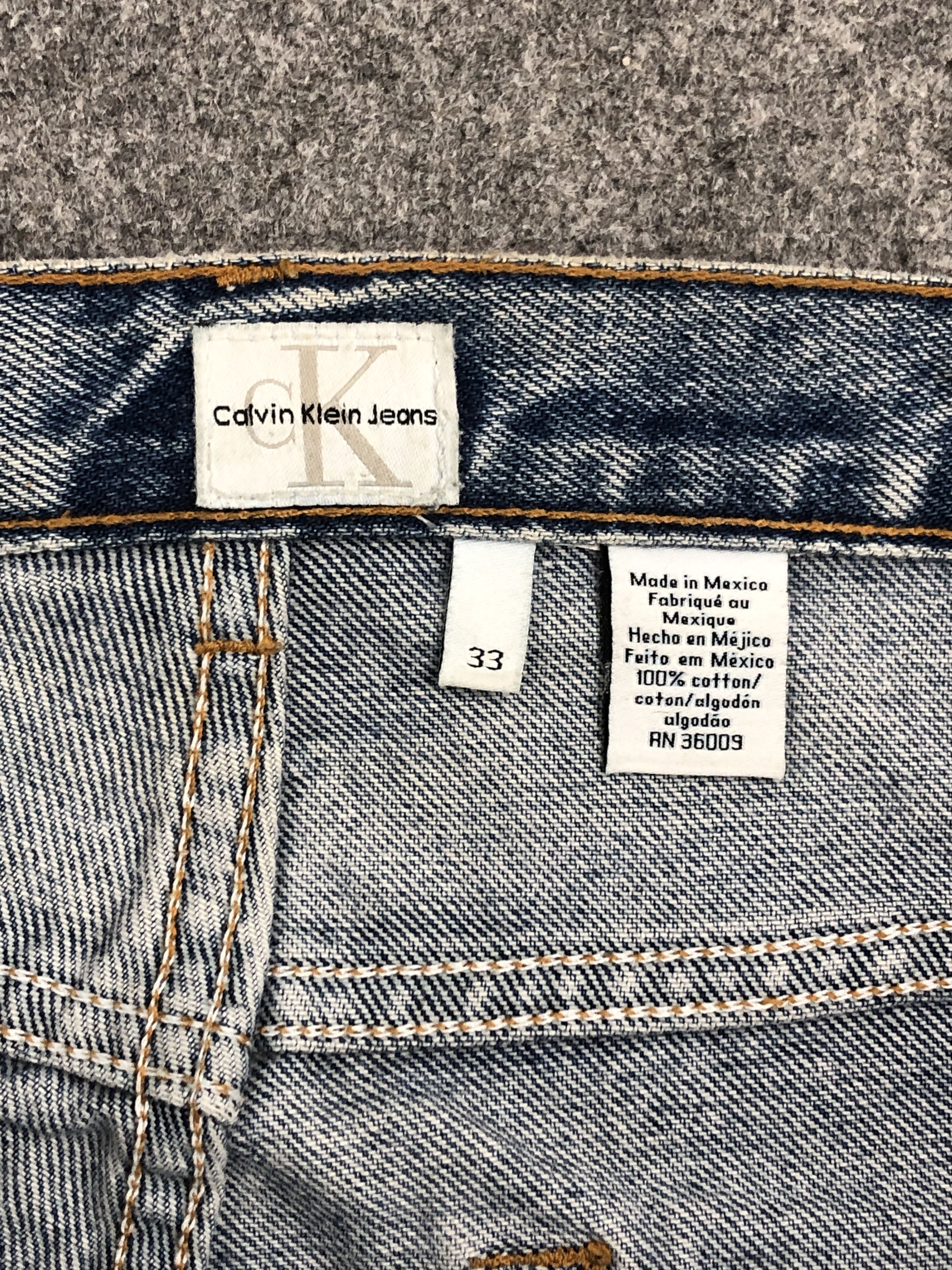 Calvin Klein Vintage Calvin Klein Faded Blue Jeans 34x30.5 S0024 Size US 34 / EU 50 - 6 Thumbnail