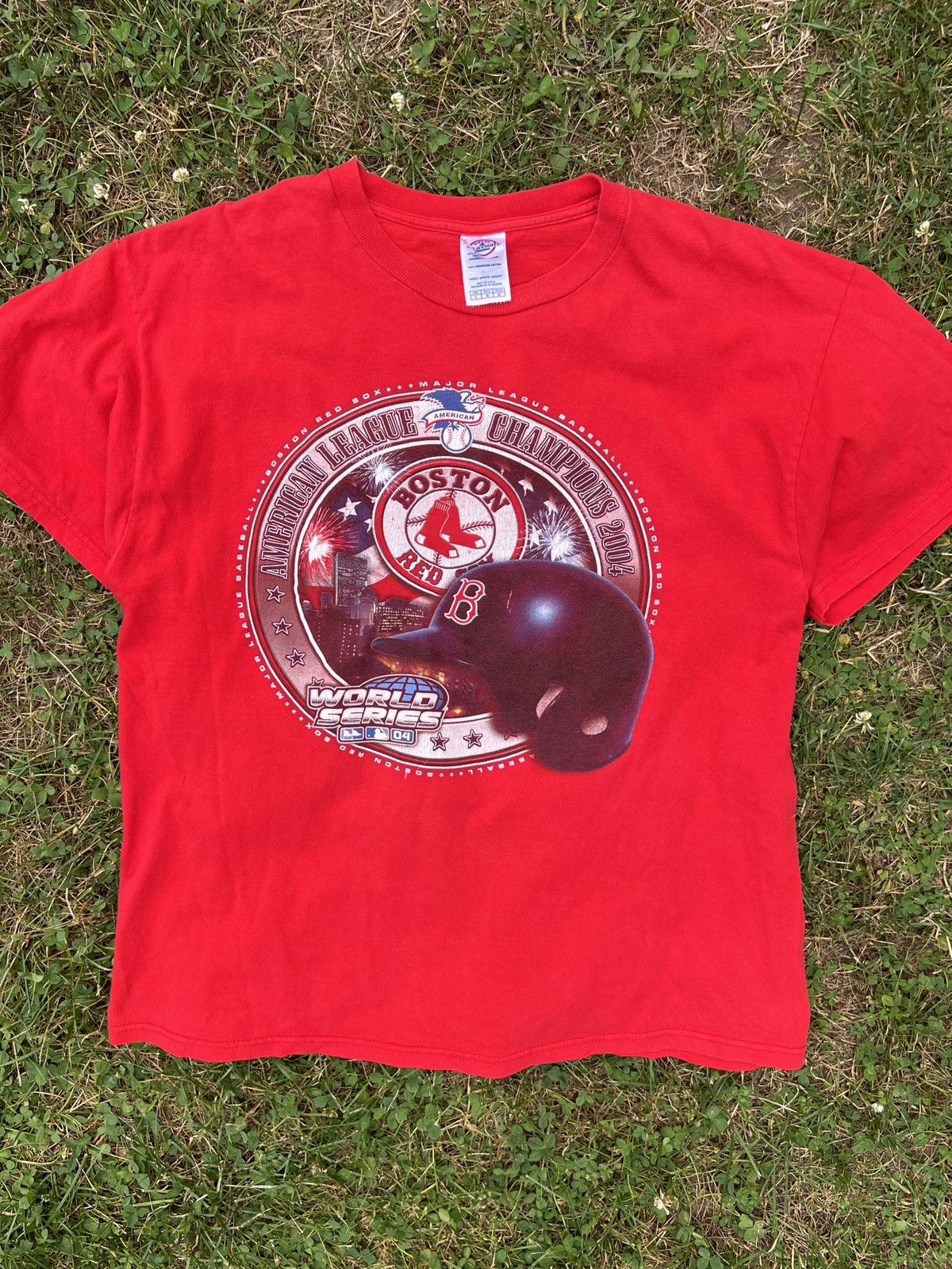 Vintage Vintage 2004 Boston Red Sox Tee Shirt Red Jersey Tee Size US L / EU 52-54 / 3 - 1 Thumbnail