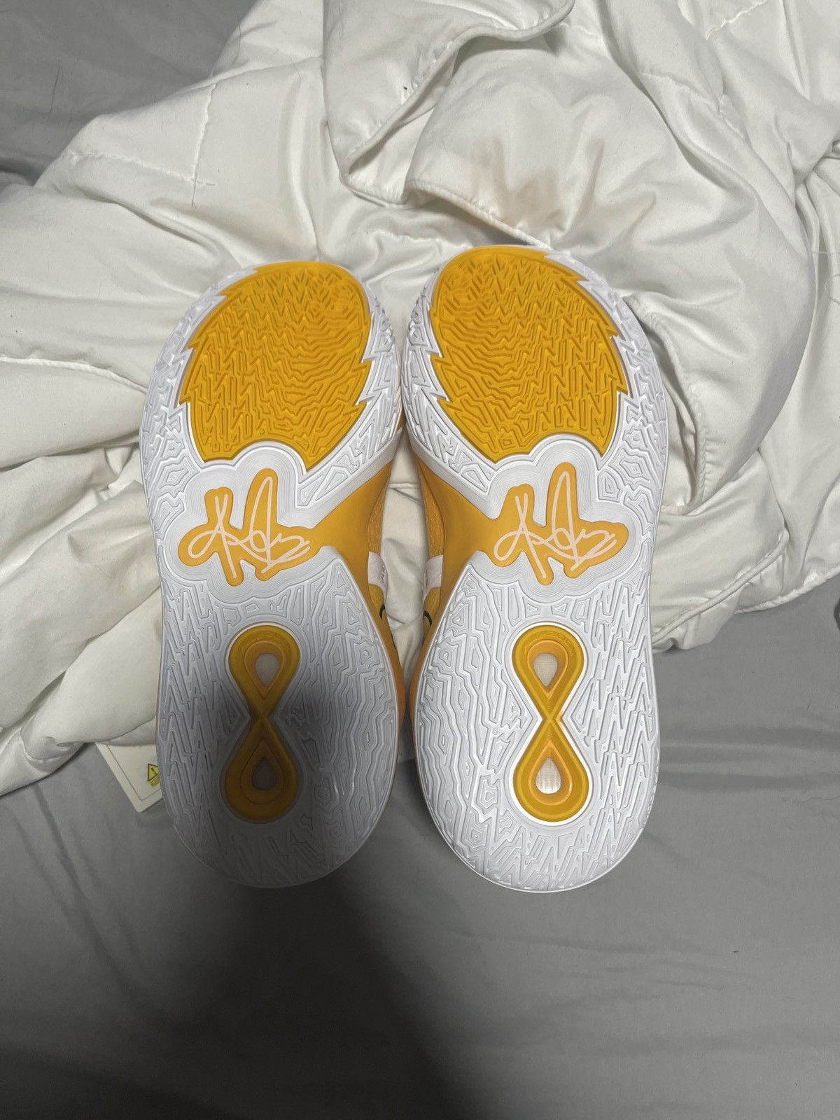 Nike Kyrie Infinity TB Promo DEADSTOCK Size US 14 / EU 47 - 2 Thumbnail