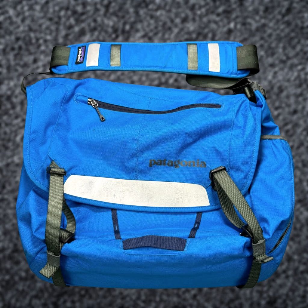best backpack for cross country travel XC - Distance Runner Backpack 17 Inch Amazonbasics Backpack Cross Country XC Backpack Size:33L 30x22x50cm full fingered cycling gloves