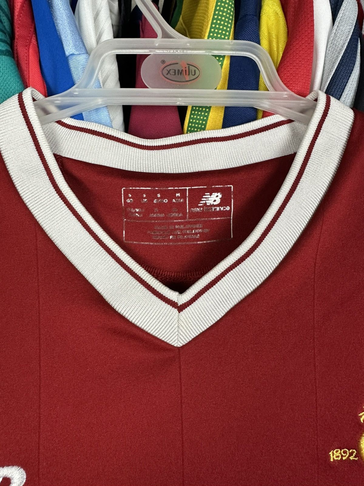 New Balance LIVERPOOL 2017-2018 FOOTBALL SHIRT SOCCER JERSEY NEW BALANCE Size US S / EU 44-46 / 1 - 4 Thumbnail