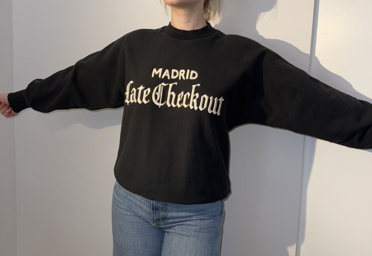 Other Late Checkout’s Issa Jean Crewneck Sweatshirt in Black Size US M / EU 48-50 / 2 - 4 Thumbnail
