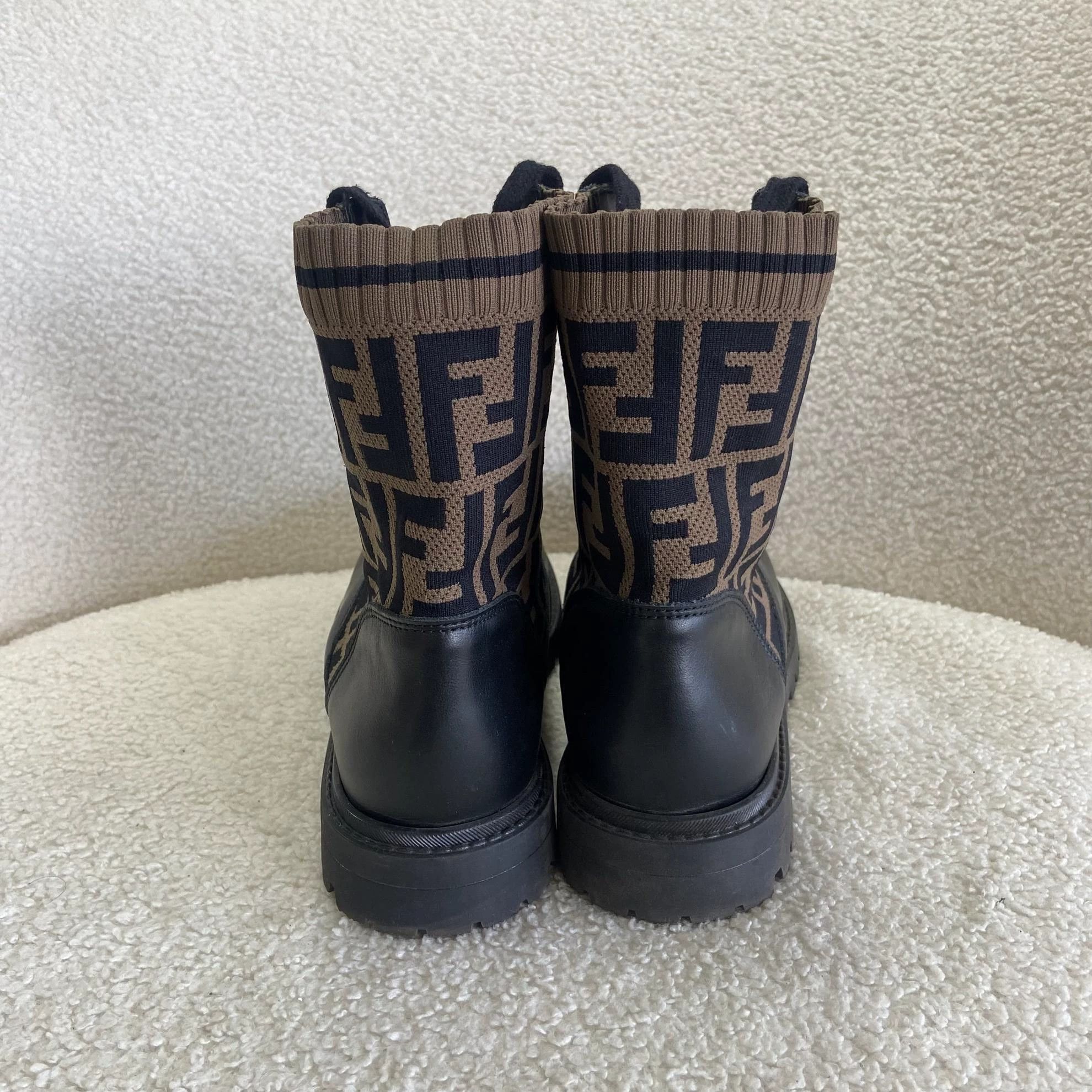Fendi Fendi knit FF leather panel low-top boots 36 0073 Size US 5.5 / IT 35.5 - 3 Thumbnail