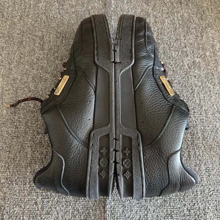 Louis Vuitton Louis Vuitton Trainer Fashion Sneakers Black and Gold -2508 Size US 6.5 / EU 39-40 - 9 Thumbnail