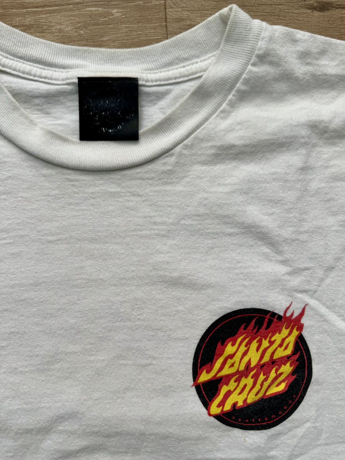 Santa Cruz Skateboards × Vintage Flaming Logo SANTA CRUZ Double Sided Skate Tshirt Medium Size US M / EU 48-50 / 2 - 6 Thumbnail