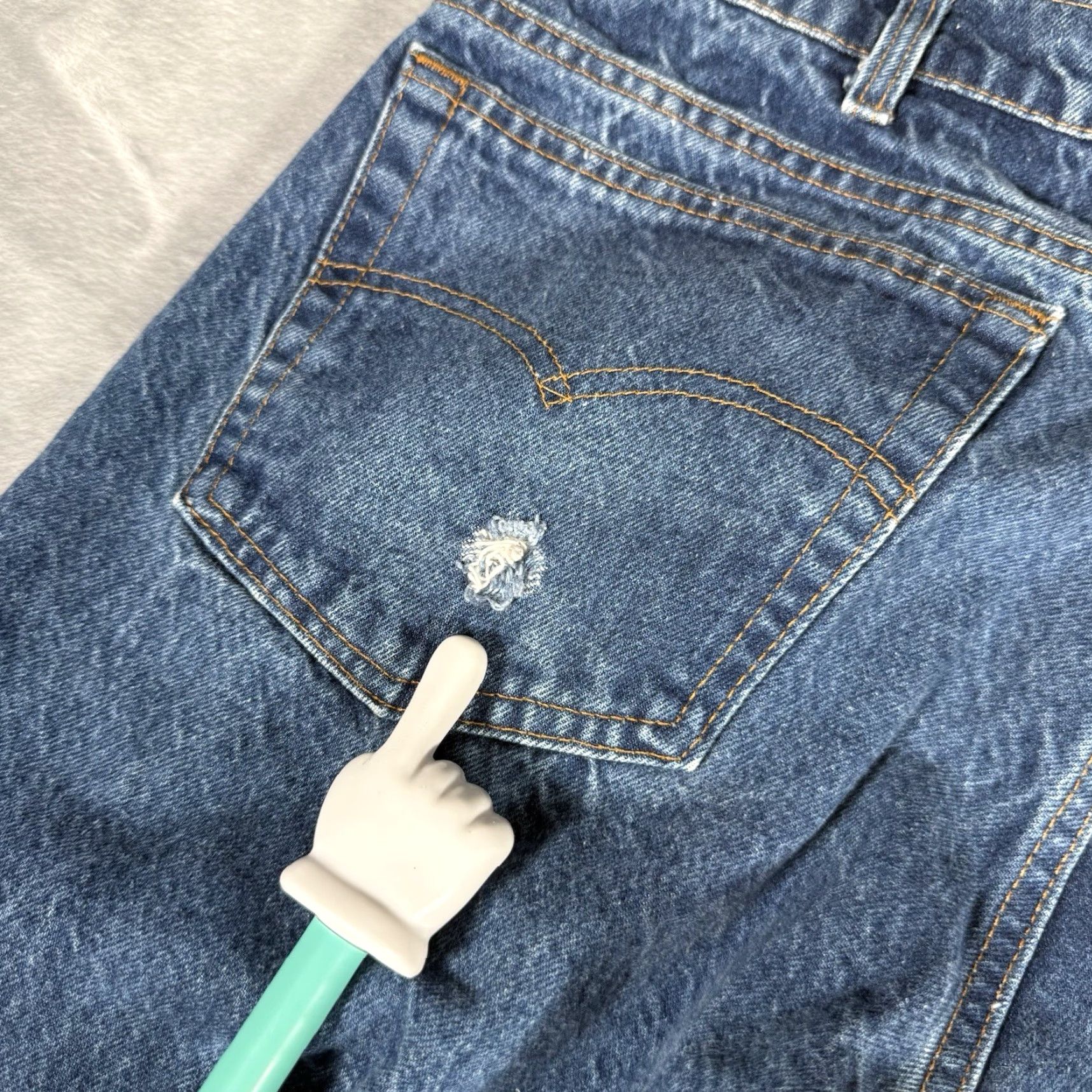 Levi's VINTAGE Levi's 505 Jeans Mens 42x34 Distressed USA Straight Fit 5-Pocket Denim Cotton Blue Regular Size US 38 / EU 54 - 4 Thumbnail