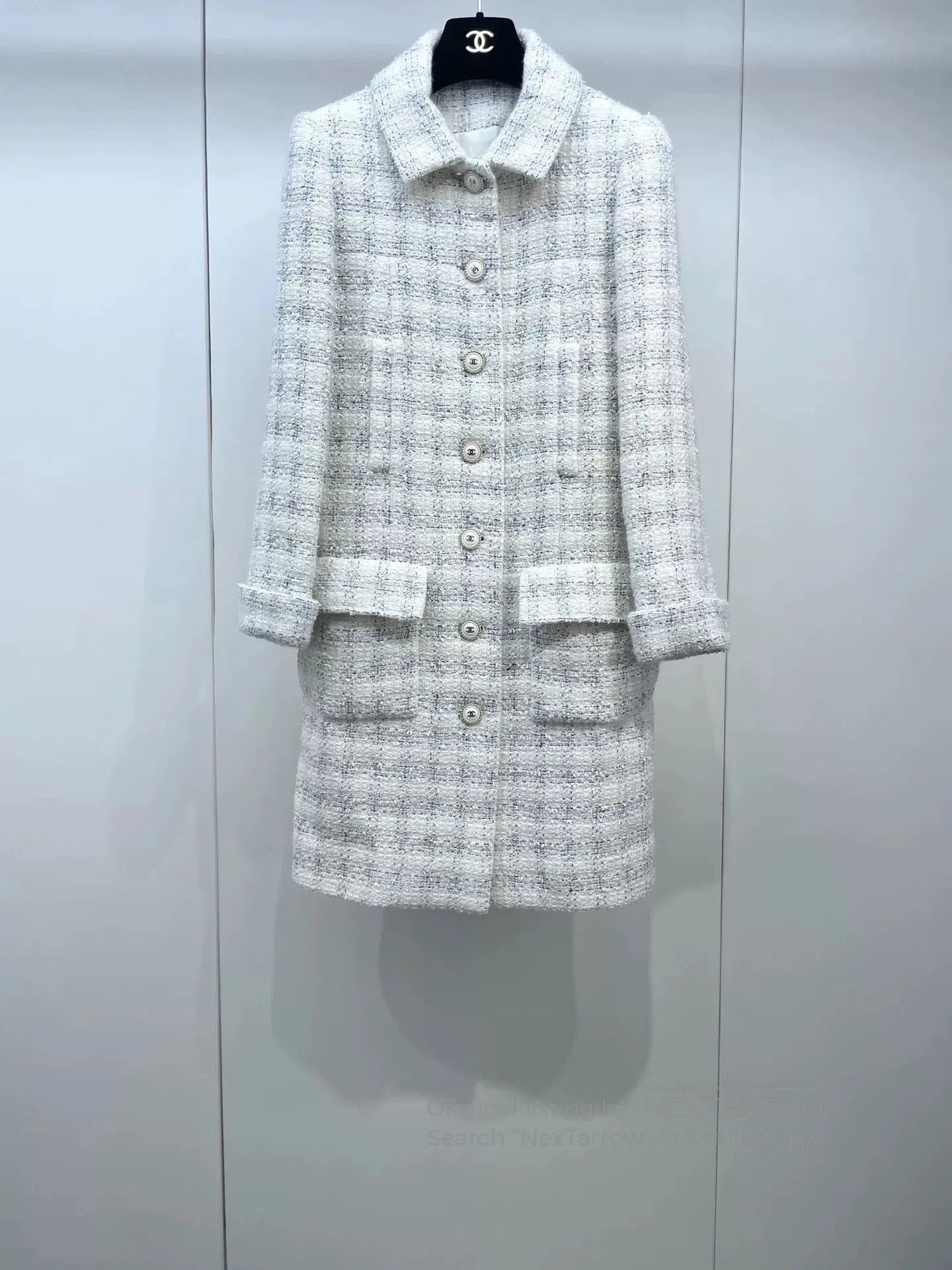 Chanel Chanel Beige Plaid Long Coat. Size XXS / US 00 / IT 34 - 1 Thumbnail