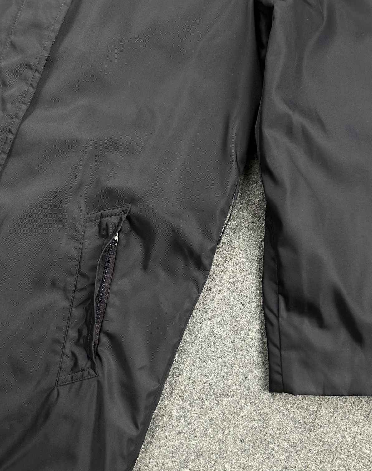 Prada Prada - Mac Zip-Up Nylon Coat - Emblem Logo With Neck Strap Size US M / EU 48-50 / 2 - 16 Thumbnail