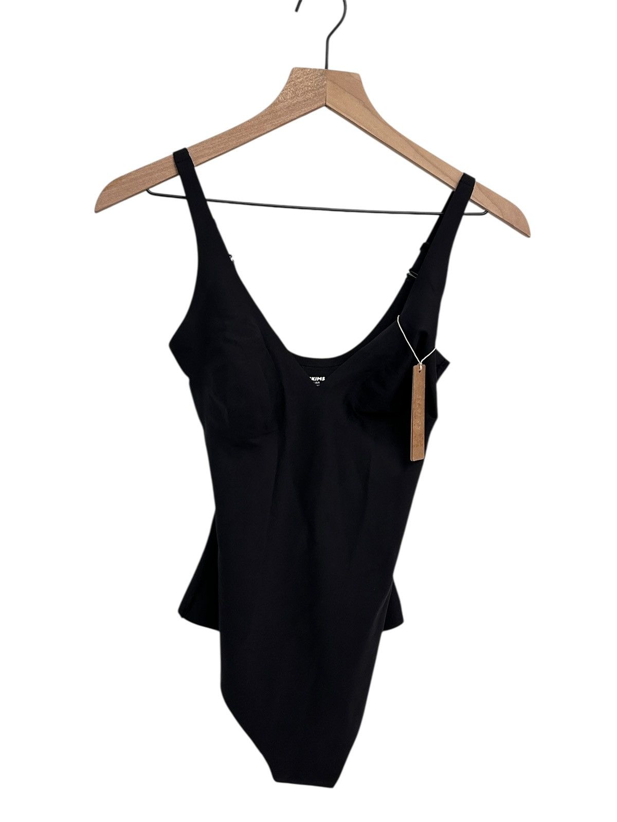 SKIMS Skims Body Plunge Bodysuit Onyx Large NWT SOLD OUT Size L / US 10 / IT 46 - 4 Thumbnail