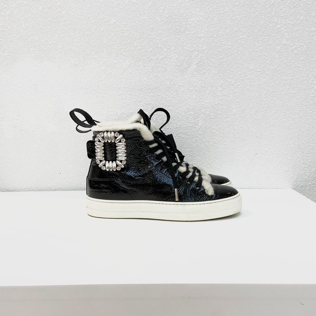 Roger Vivier Roger Vivier Viv' Run Strass Buckle sneakers Size US 4 / IT 34 - 3 Thumbnail