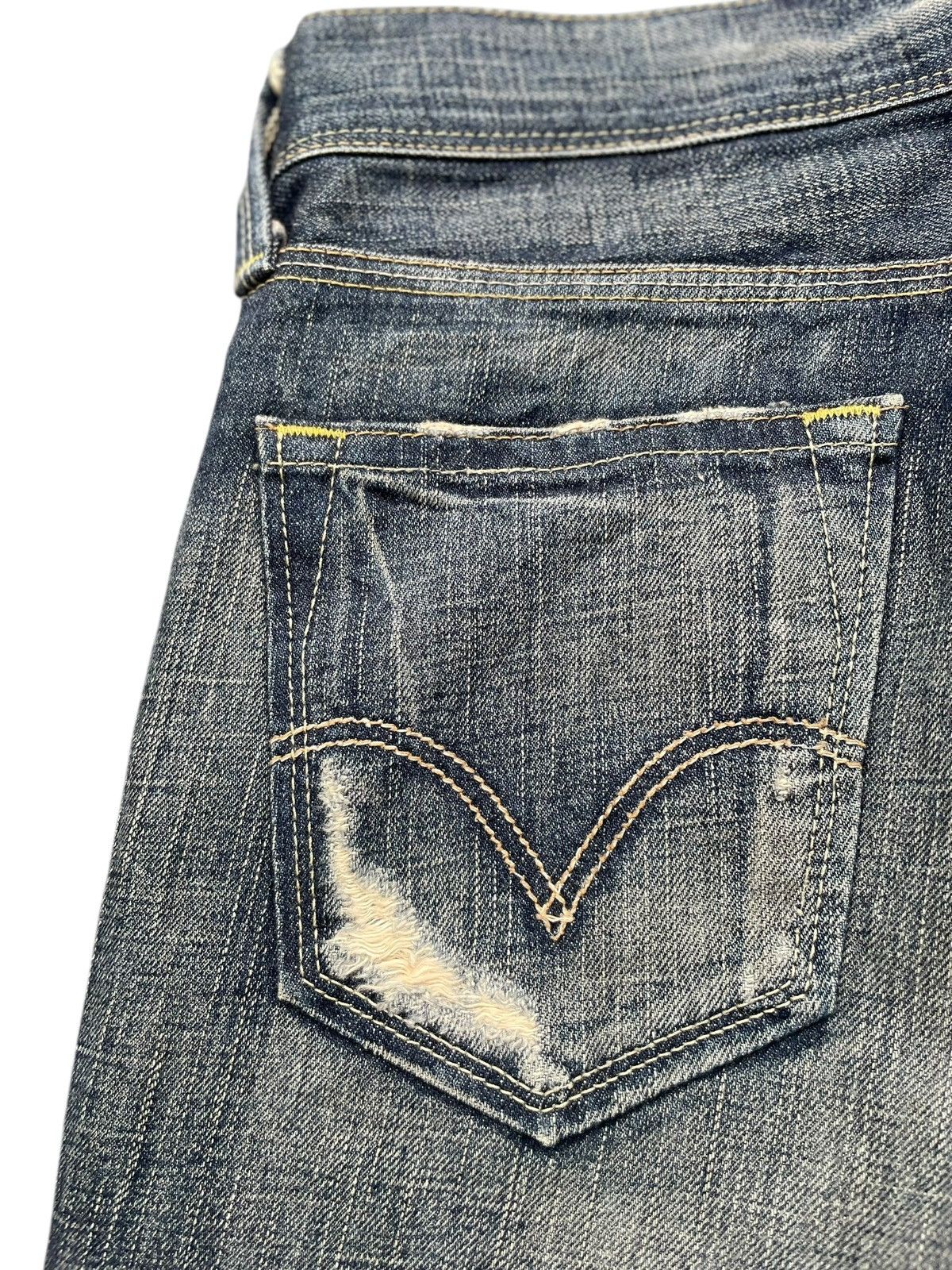 Levi's Vintage 2006 Levis 903 Lady Distresed Denim Size 31" - 7 Thumbnail