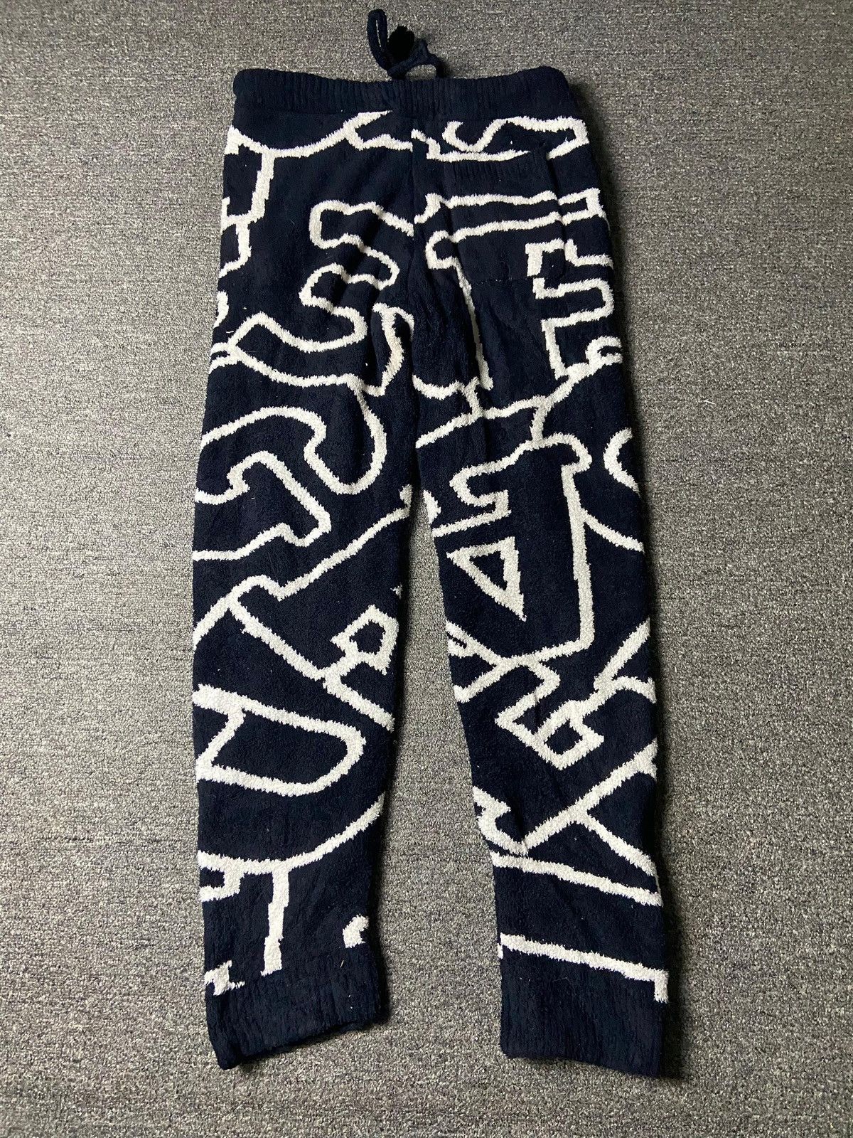 Japanese Brand 1PIU1UGUALE3 Relax Big Logo Pattern Knit Pants (158) Size US 31 - 2 Thumbnail