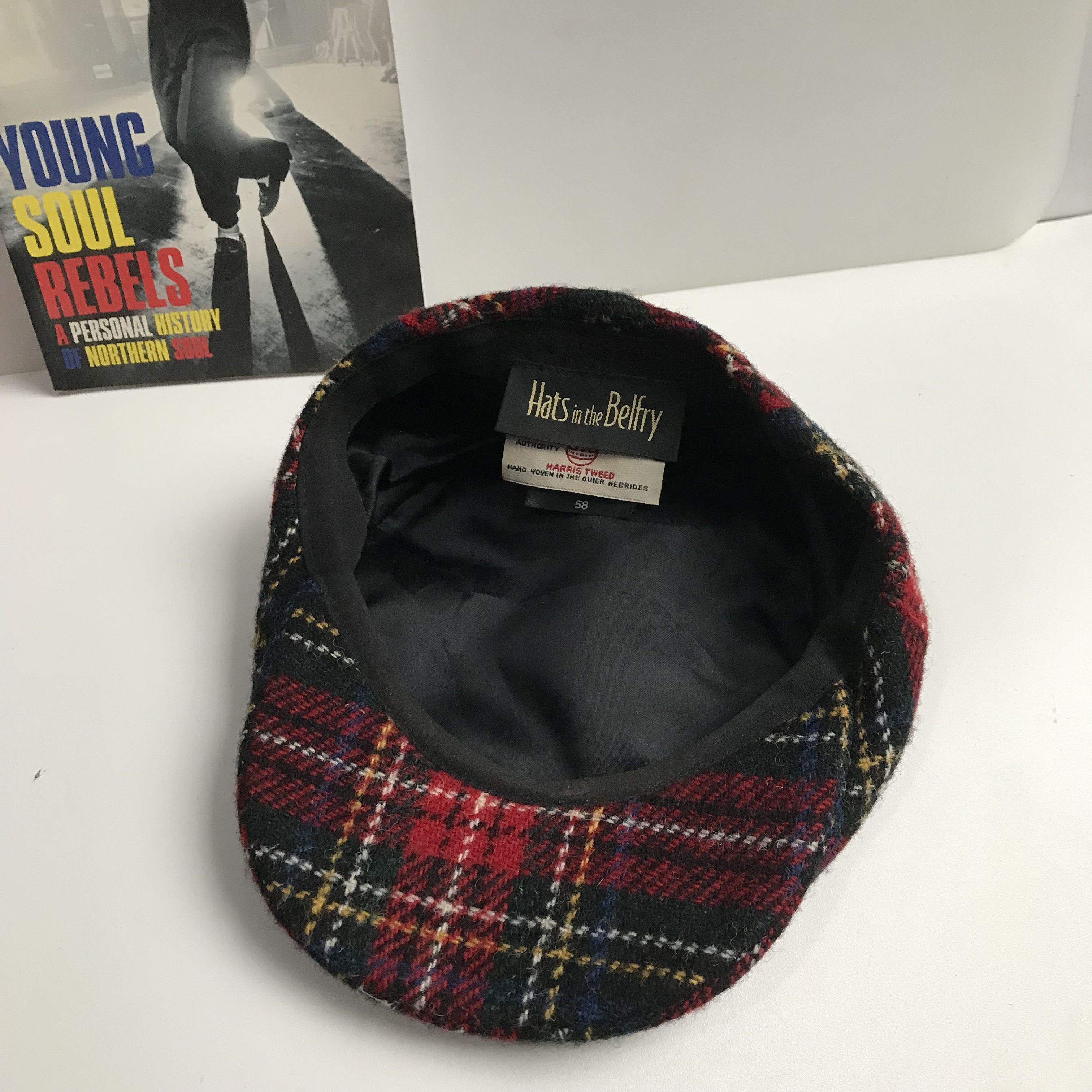 Harris Tweed × Vintage Vintage hats in the belfry Harris Tweed Scottish Wool Flat Size ONE SIZE - 6 Thumbnail