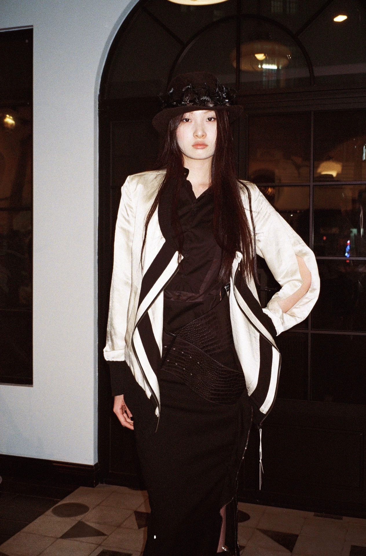 Ann Demeulemeester Ann Demeulemeester Vtg Irregular Cutout Sleeve Jacket 36 Size XS / US 0-2 / IT 36-38 - 1 Thumbnail