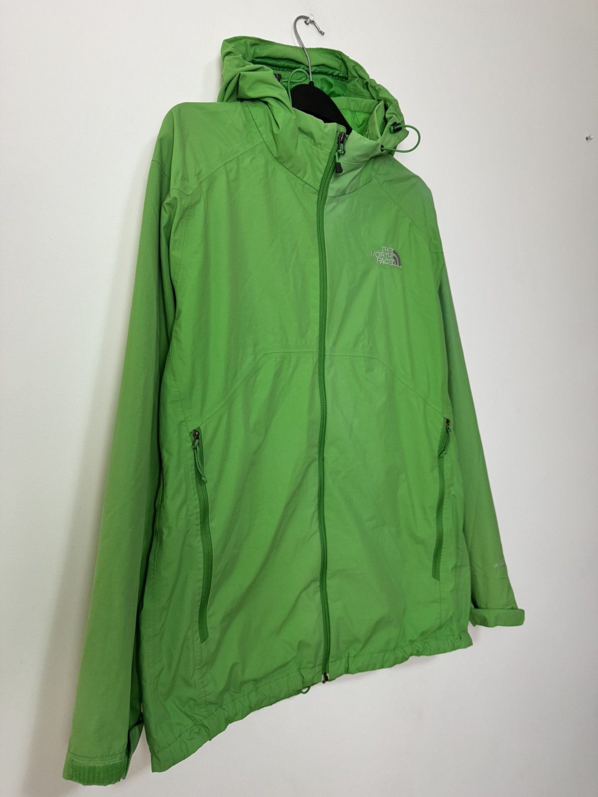 The North Face The North Face green windbreaker jacket outdoor gorpcore Size US L / EU 52-54 / 3 - 4 Thumbnail