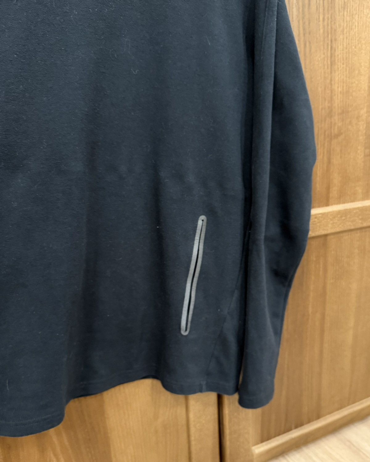 Oakley Oakley Custom Fit Black Pullover Long Sleeve Turtleneck Mens Size US M / EU 48-50 / 2 - 4 Thumbnail