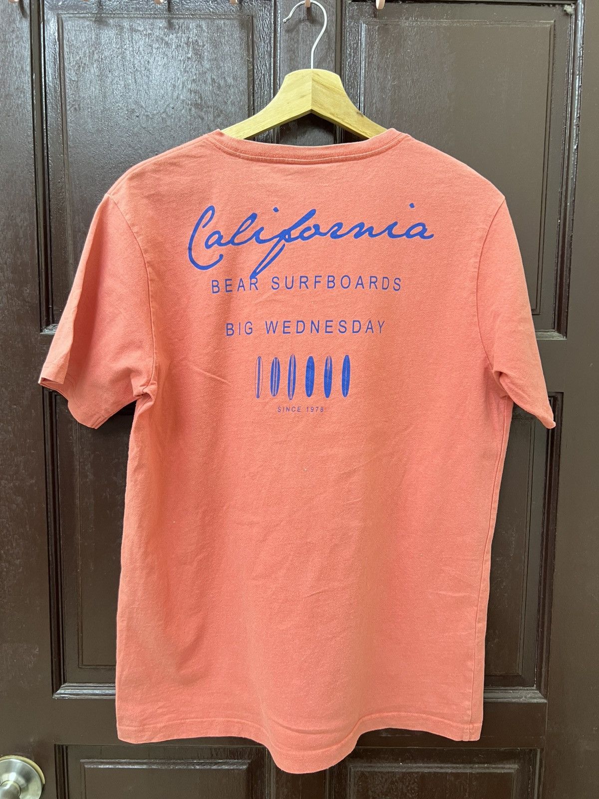 Man Made In Australia Vintage Y2K Bear Surfboards Tee Size US L / EU 52-54 / 3 - 6 Thumbnail