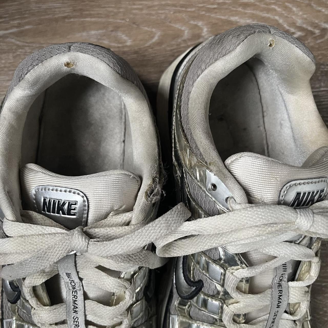 Nike metallic silver nike P-6000 trainers Size US 9 / EU 42 - 7 Thumbnail