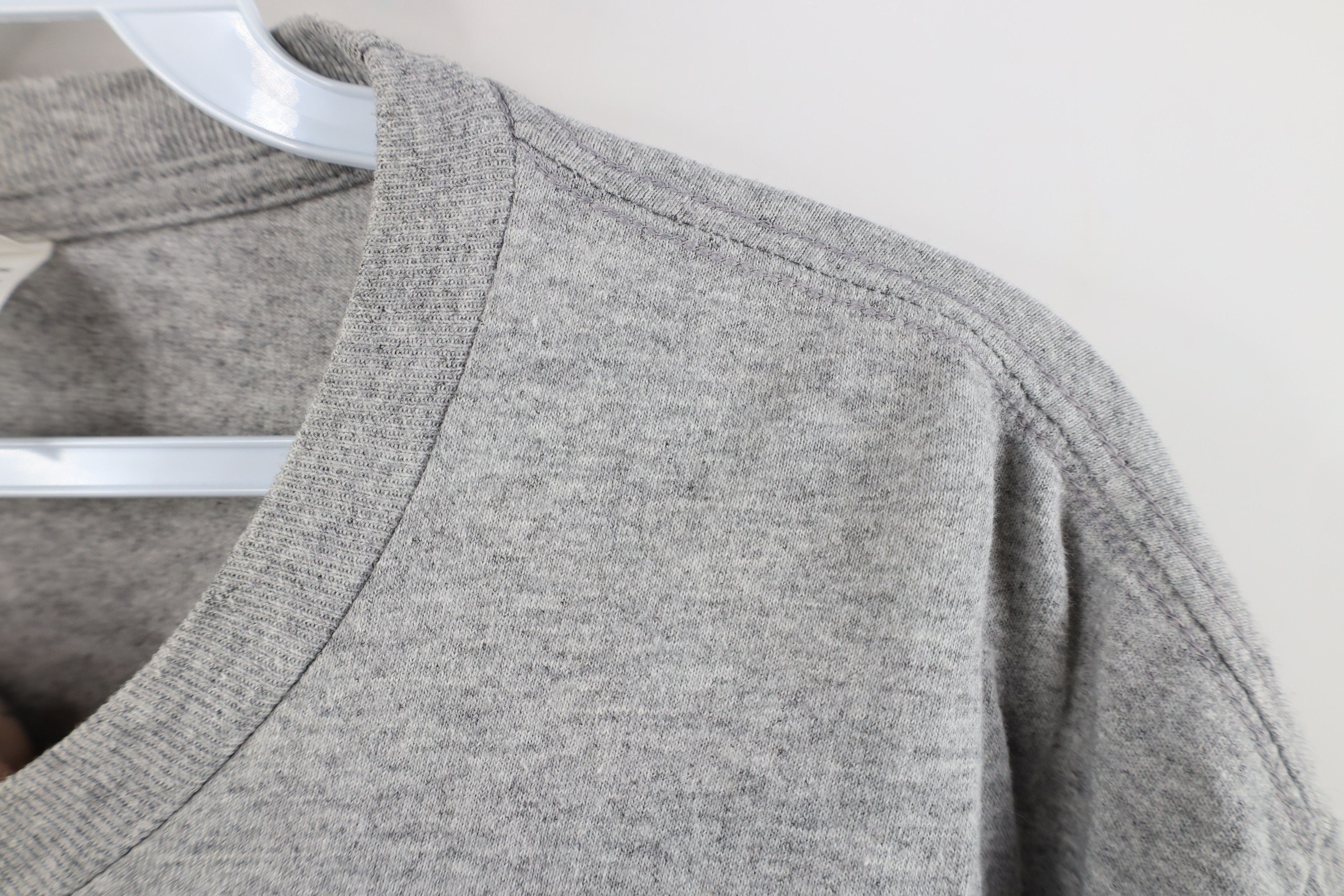 Nike Vintage Y2K Nike Scott Mini Swoosh T-Shirt Heather Gray Size US L / EU 52-54 / 3 - 6 Thumbnail