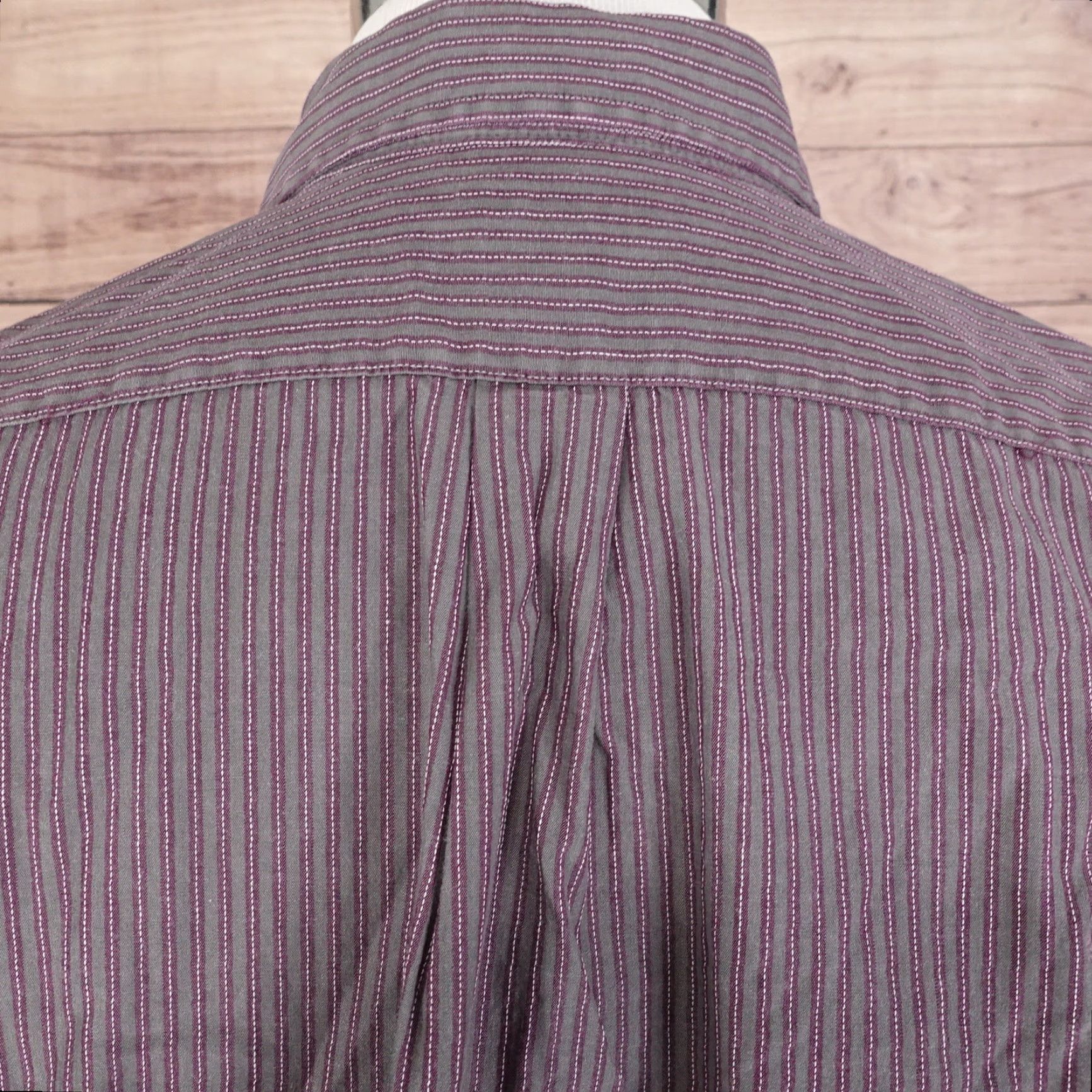 Gap Vintage GAP Men's Large Cotton Long Sleeve Striped Button-Up Shirt for Business Casual and Formal Wear Size US L / EU 52-54 / 3 - 6 Thumbnail